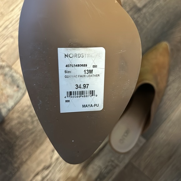 Abound Mule Booties - Picture 3 of 3